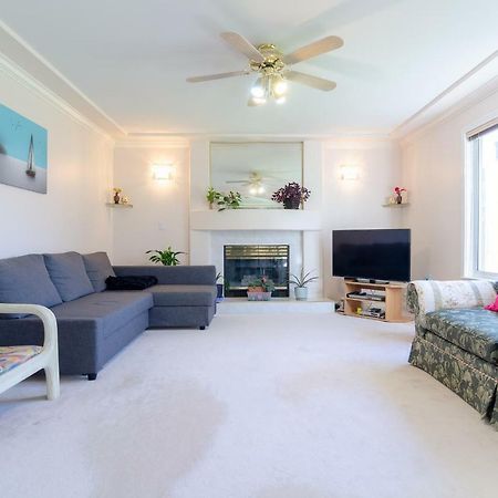 Great Guest Suite In A Gorgeous House 新西敏 外观 照片