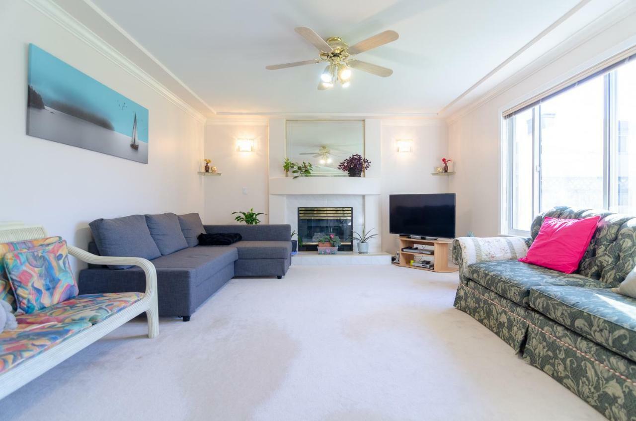 Great Guest Suite In A Gorgeous House 新西敏 外观 照片
